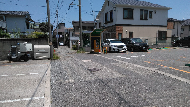 　敷地に繋がる道路